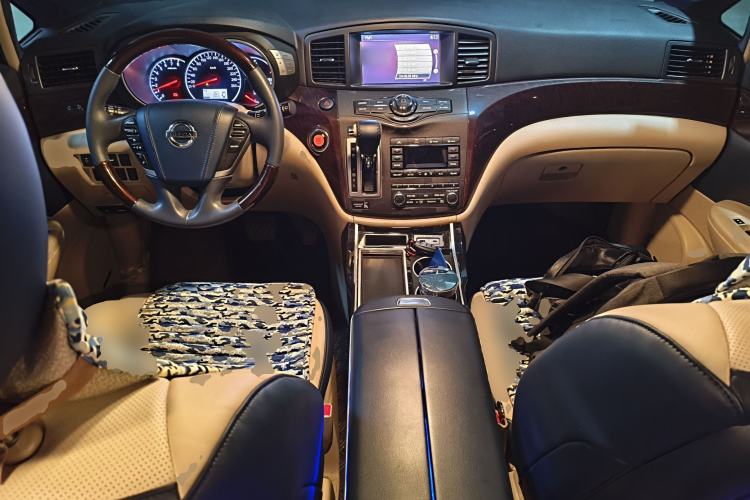 Used Nissan Quest 2015 3.5L SL Center Console