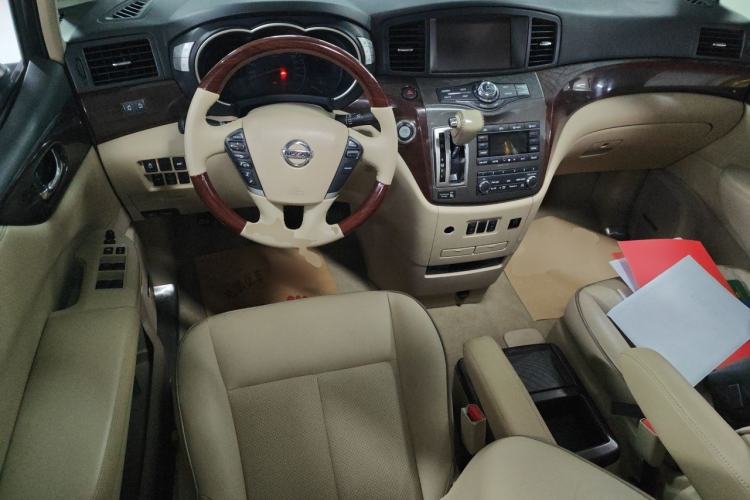 Used Nissan Quest 2015 3.5L SL Center Console