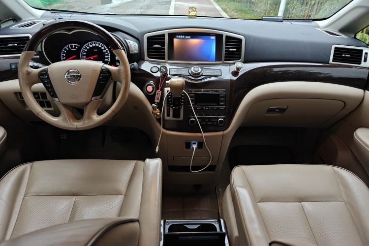 Used Nissan Quest 2015 3.5L SL Center Console