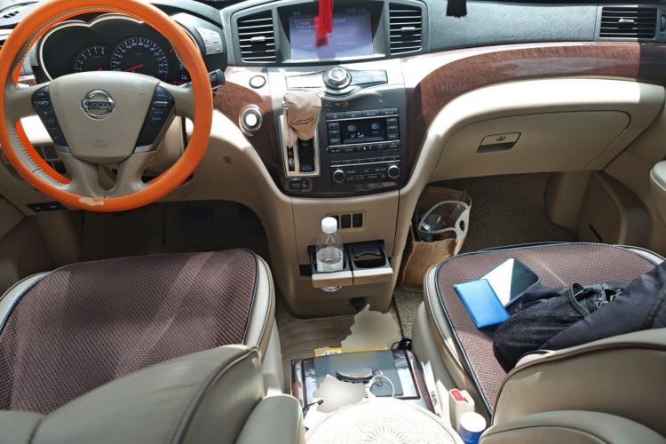 Used Nissan Quest 2015 3.5L SL Center Console