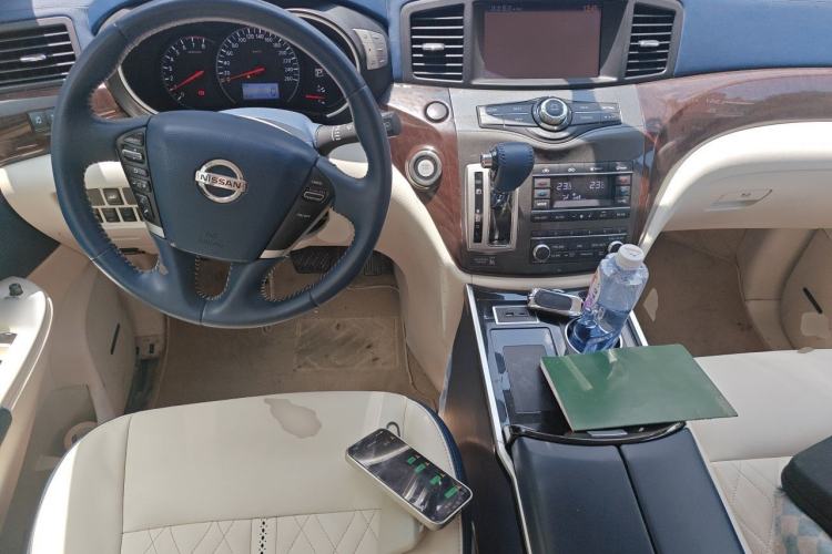 Used Nissan Quest 2015 3.5L SL Center Console