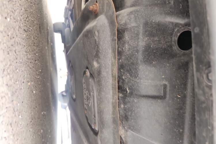 Used Nissan Quest 2015 3.5L SL Chassis Front