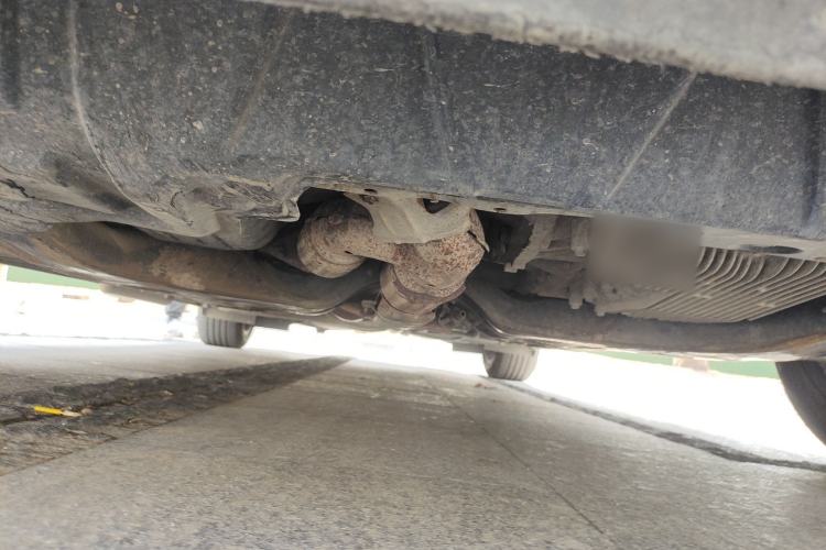 Used Nissan Quest 2015 3.5L SL Chassis Front