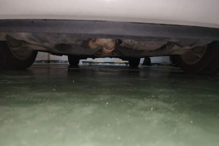 Used Nissan Quest 2015 3.5L SL Chassis Front