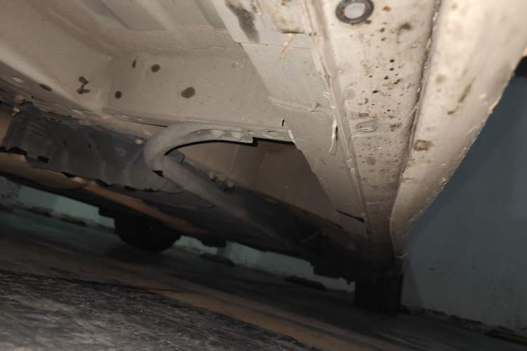 Used Nissan Quest 2015 3.5L SL Chassis Front Left