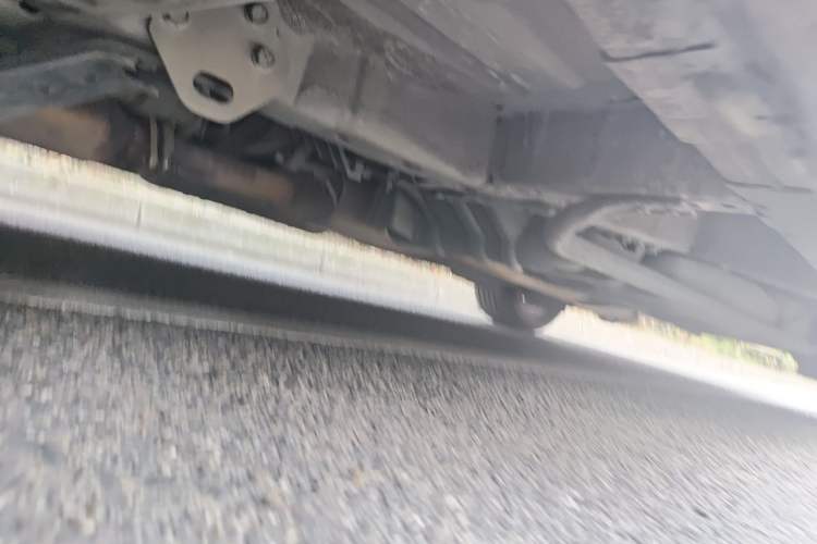 Used Nissan Quest 2015 3.5L SL Chassis Front Left