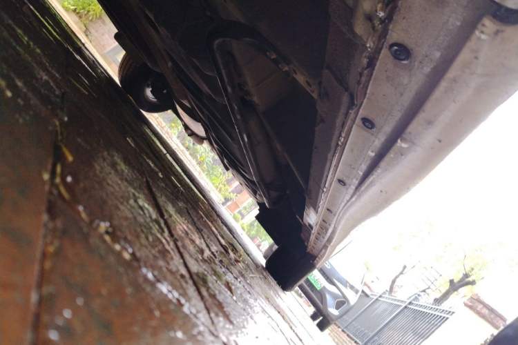 Used Nissan Quest 2015 3.5L SL Chassis Front Left
