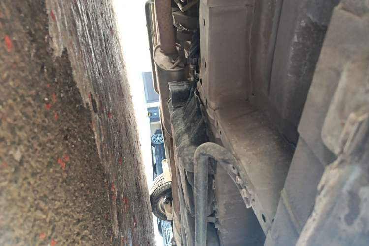 Used Nissan Quest 2015 3.5L SL Chassis Front Left