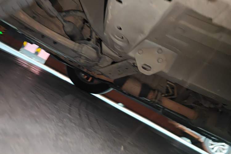 Used Nissan Quest 2015 3.5L SL Chassis Front Left