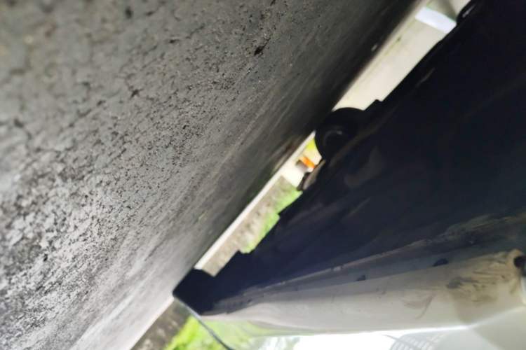 Used Nissan Quest 2015 3.5L SL Chassis Front Left
