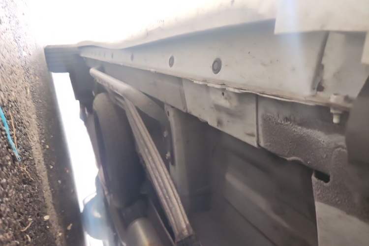 Used Nissan Quest 2015 3.5L SL Chassis Front Right