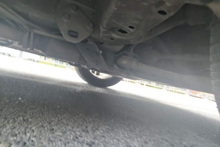 Used Nissan Quest 2015 3.5L SL Chassis Front Right