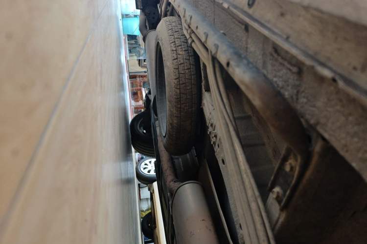 Used Nissan Quest 2015 3.5L SL Chassis Front Right
