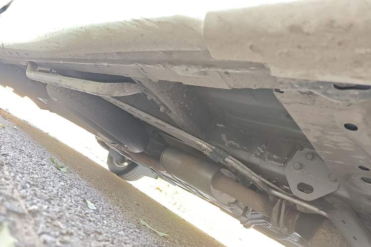 Used Nissan Quest 2015 3.5L SL Chassis Front Right