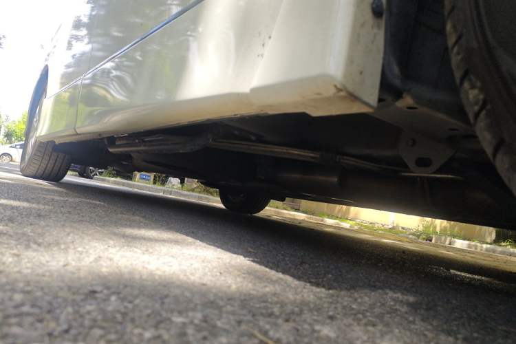 Used Nissan Quest 2015 3.5L SL Chassis Front Right