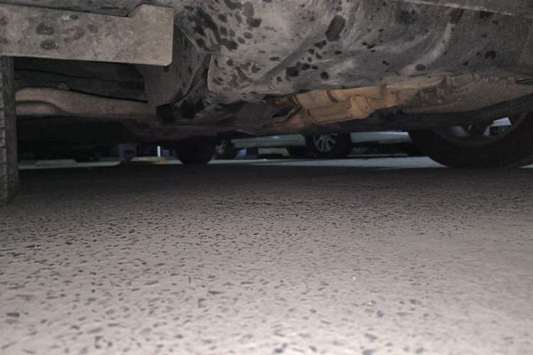 Used Nissan Quest 2015 3.5L SL Chassis Front Right
