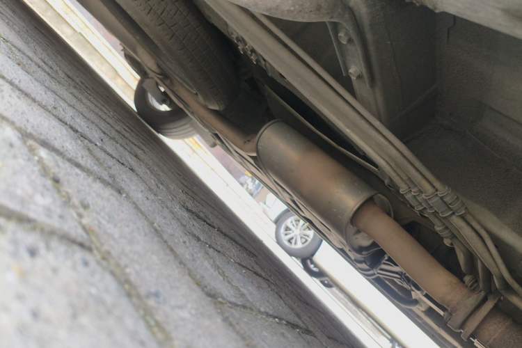 Used Nissan Quest 2015 3.5L SL Chassis Front Right