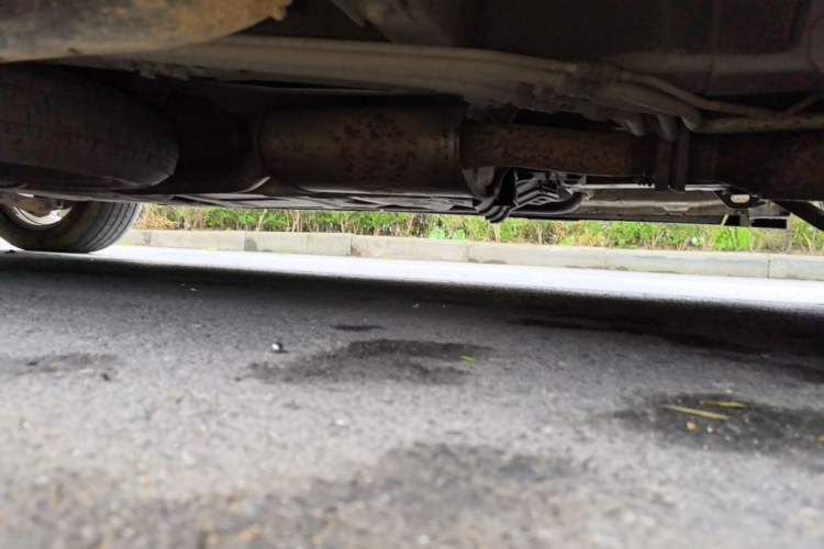 Used Nissan Quest 2015 3.5L SL Chassis Front Right