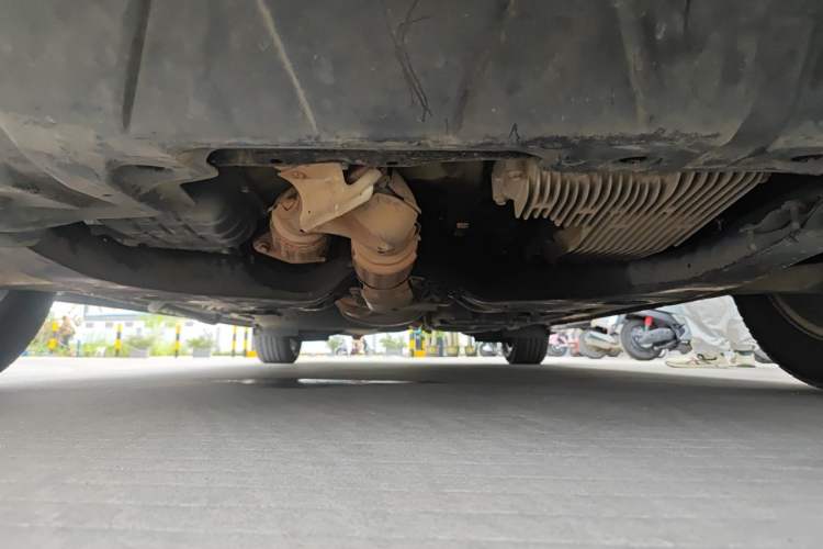Used Nissan Quest 2015 3.5L SL Chassis Front