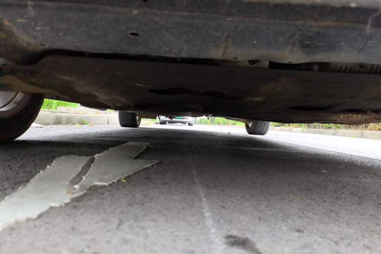 Used Nissan Quest 2015 3.5L SL Chassis Front