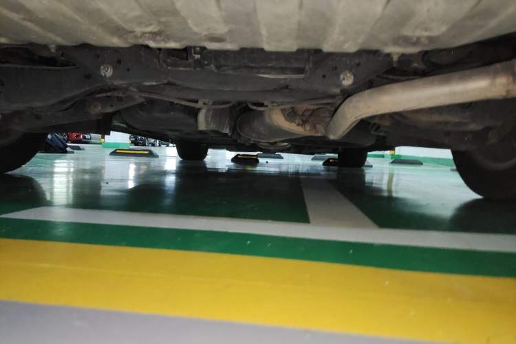 Used Nissan Quest 2015 3.5L SL Chassis Rear