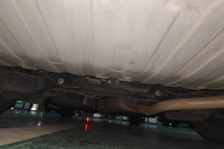 Used Nissan Quest 2015 3.5L SL Chassis Rear