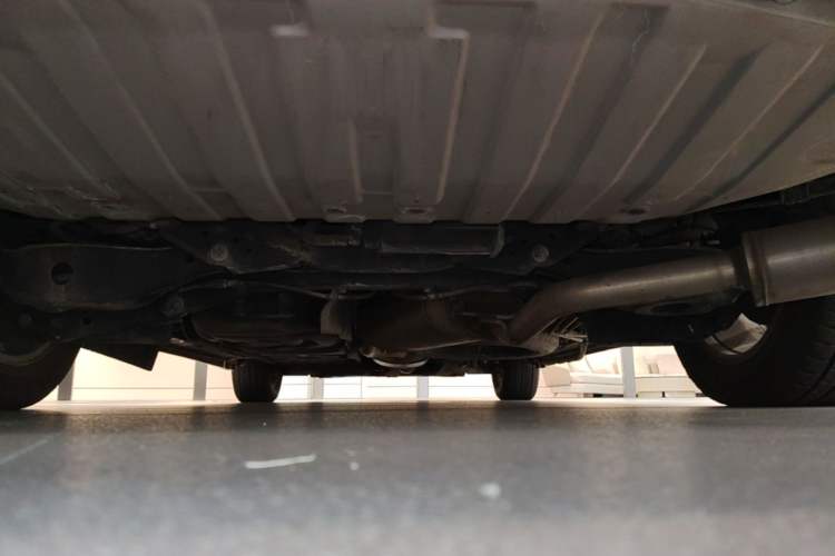 Used Nissan Quest 2015 3.5L SL Chassis Rear