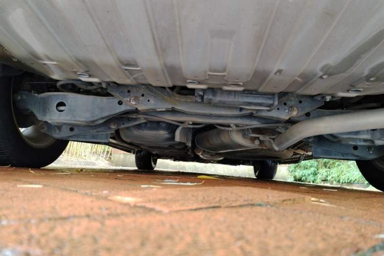 Used Nissan Quest 2015 3.5L SL Chassis Rear