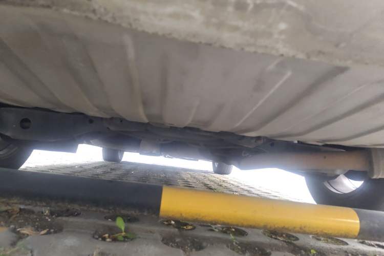 Used Nissan Quest 2015 3.5L SL Chassis Rear