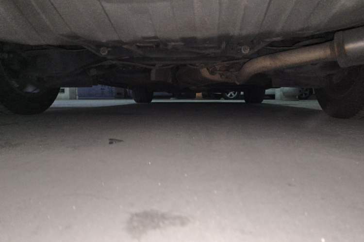 Used Nissan Quest 2015 3.5L SL Chassis Rear