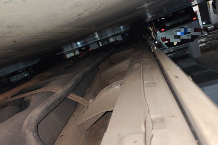 Used Nissan Quest 2015 3.5L SL Chassis Rear Left