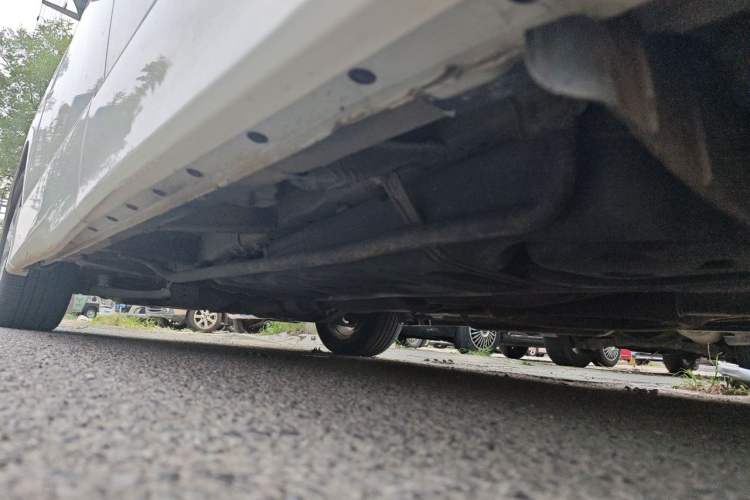 Used Nissan Quest 2015 3.5L SL Chassis Rear Left