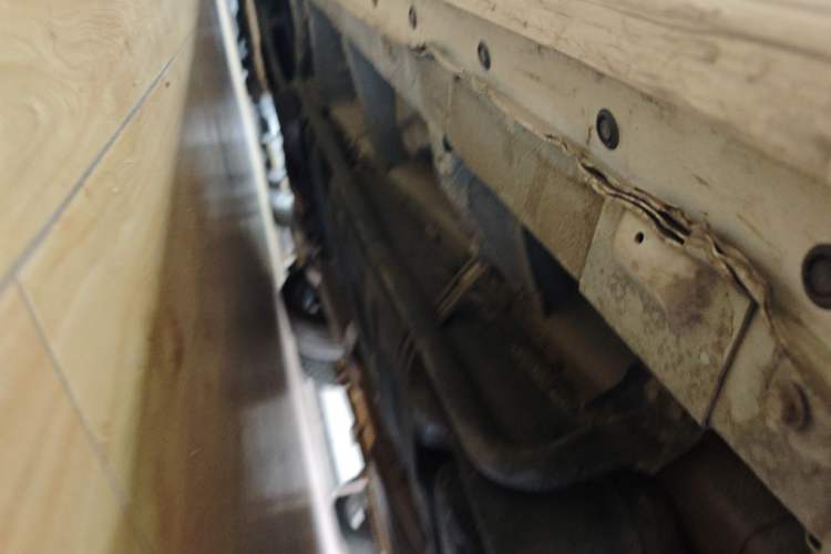 Used Nissan Quest 2015 3.5L SL Chassis Rear Left