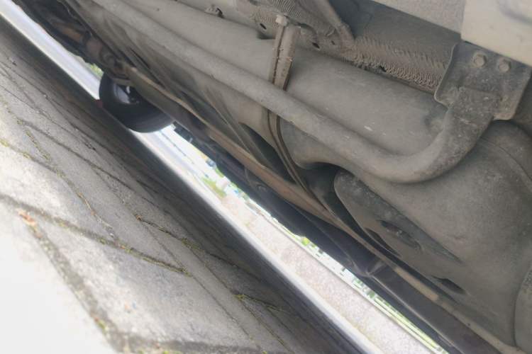 Used Nissan Quest 2015 3.5L SL Chassis Rear Left
