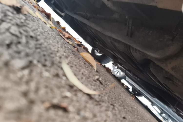 Used Nissan Quest 2015 3.5L SL Chassis Rear Left