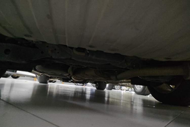 Used Nissan Quest 2015 3.5L SL Chassis Rear