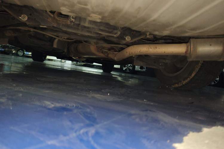 Used Nissan Quest 2015 3.5L SL Chassis Rear