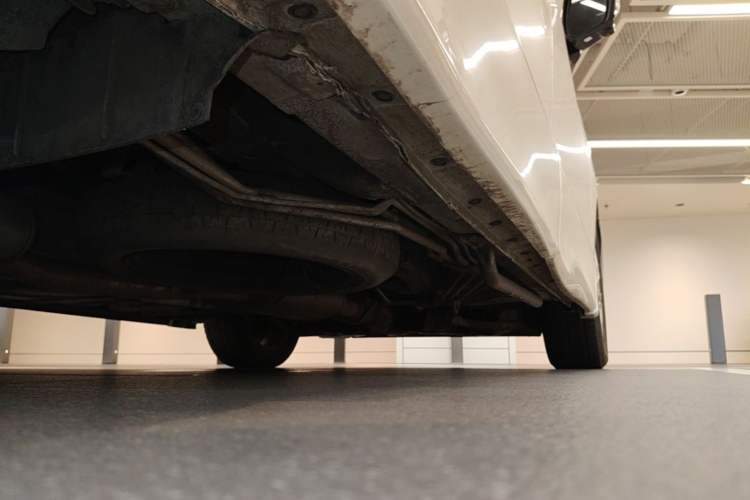 Used Nissan Quest 2015 3.5L SL Chassis Rear Right