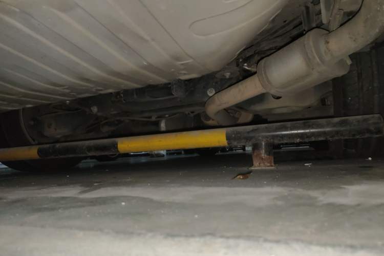 Used Nissan Quest 2015 3.5L SL Chassis Rear Right
