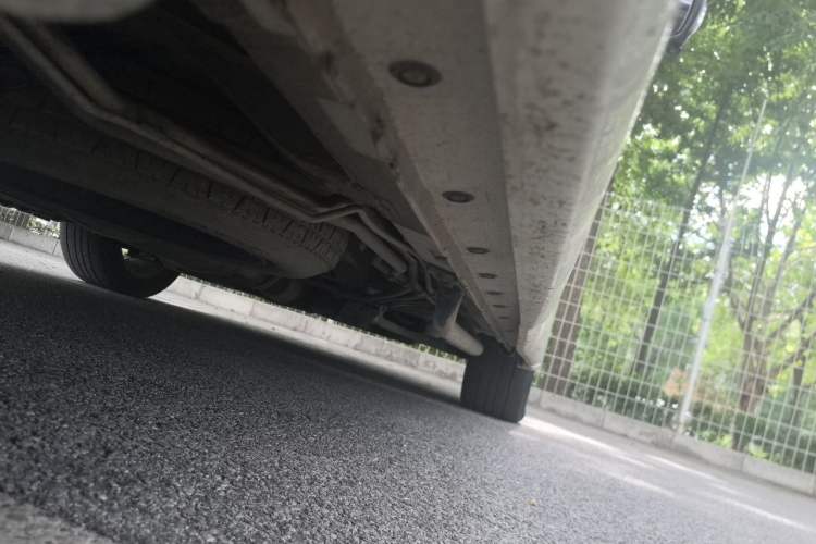Used Nissan Quest 2015 3.5L SL Chassis Rear Right
