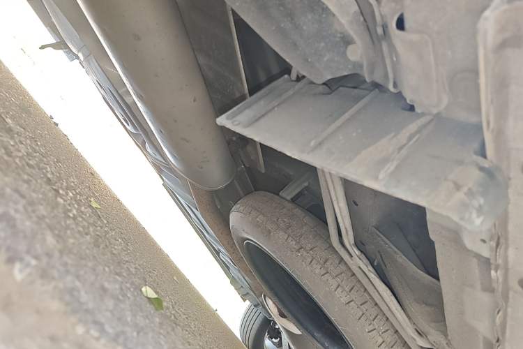 Used Nissan Quest 2015 3.5L SL Chassis Rear Right
