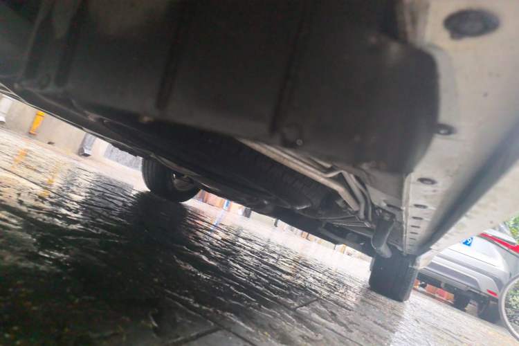 Used Nissan Quest 2015 3.5L SL Chassis Rear Right