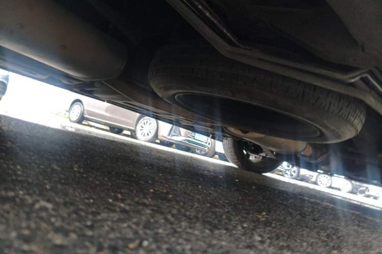 Used Nissan Quest 2015 3.5L SL Chassis Rear Right