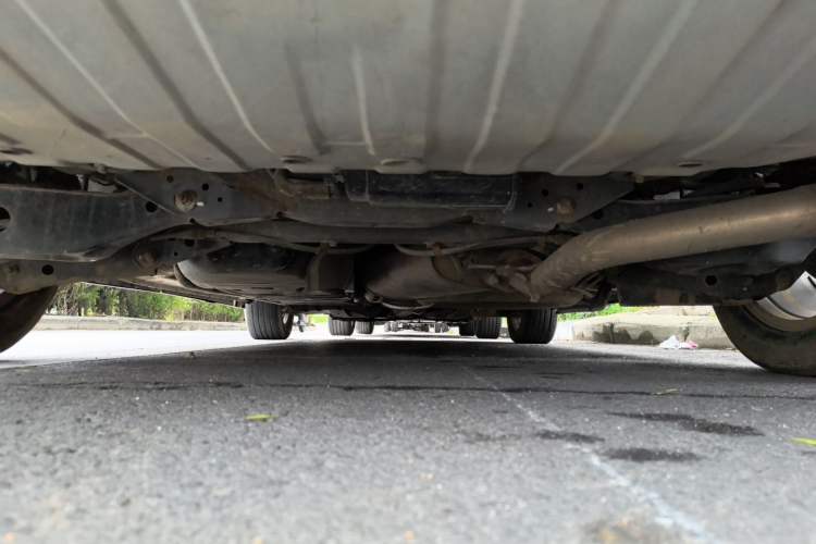 Used Nissan Quest 2015 3.5L SL Chassis Rear