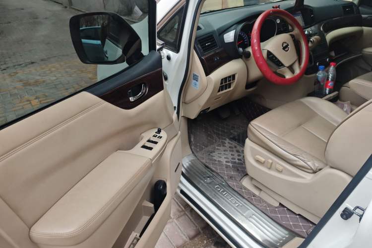 Used Nissan Quest 2015 3.5L SL Driver Seat