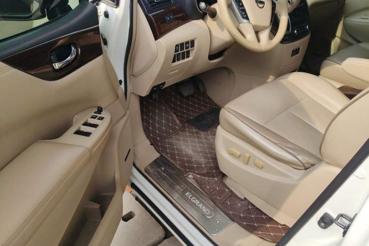 Used Nissan Quest 2015 3.5L SL Driver Seat