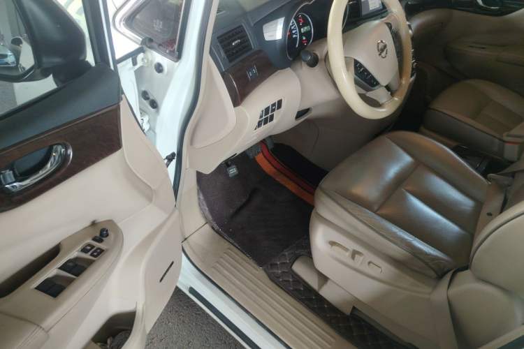 Used Nissan Quest 2015 3.5L SL Driver Seat