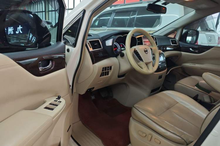 Used Nissan Quest 2015 3.5L SL Driver Seat