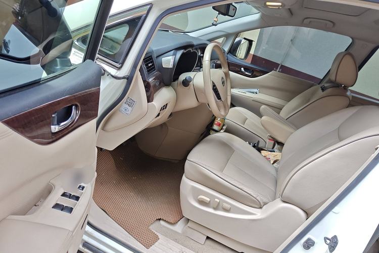 Used Nissan Quest 2015 3.5L SL Driver Seat