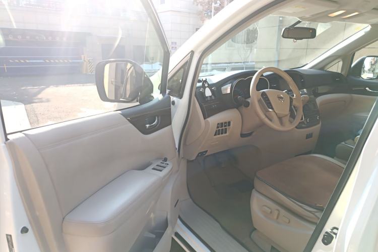 Used Nissan Quest 2015 3.5L SL Driver Seat